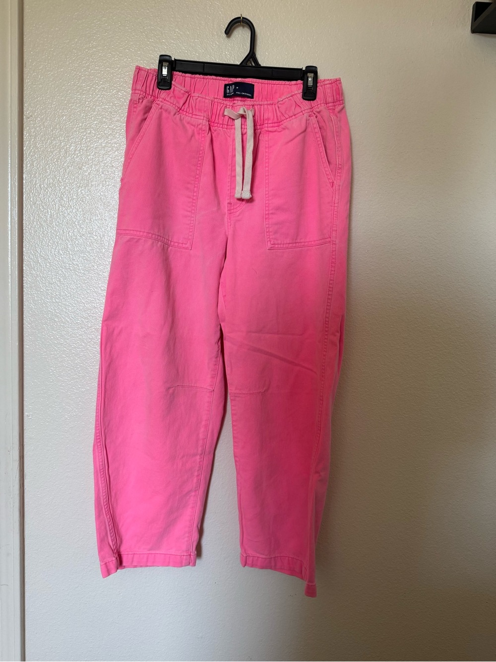 GAP Women’s Wide Leg Jeans in Bright Pink